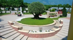 Гостиница Hotel Ginevra  Поджомарино